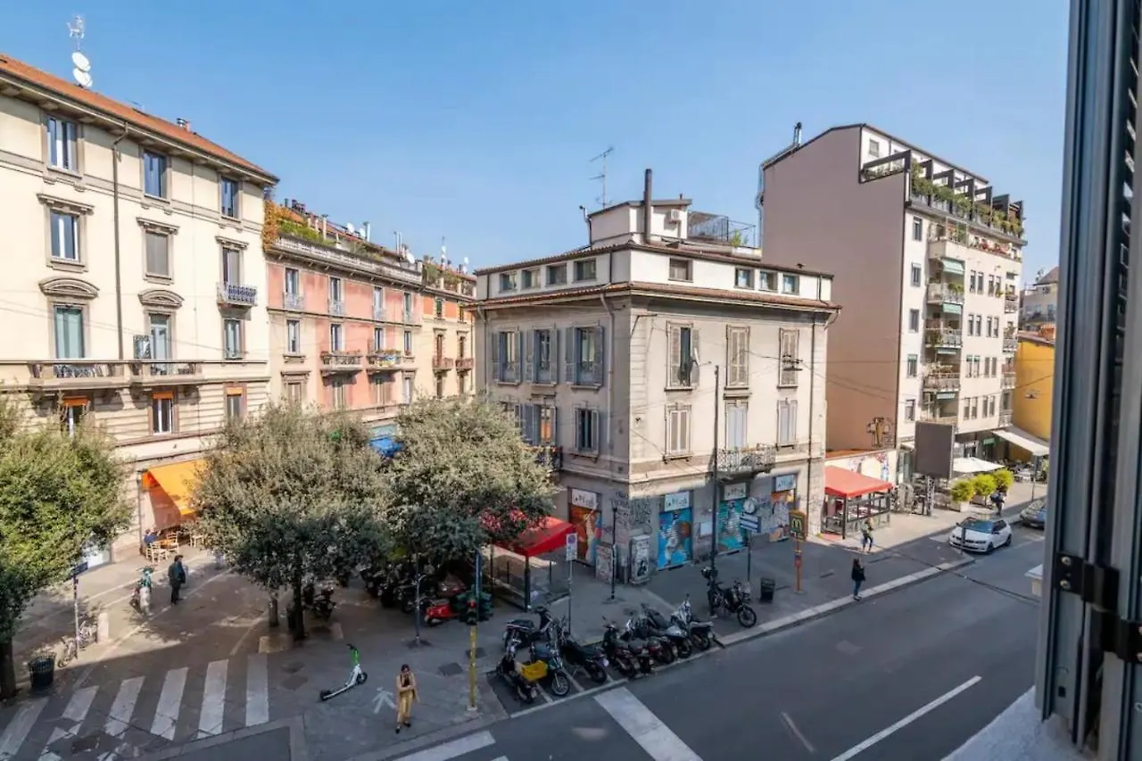 Arco Della Pace - Canonica 81 Mediolan